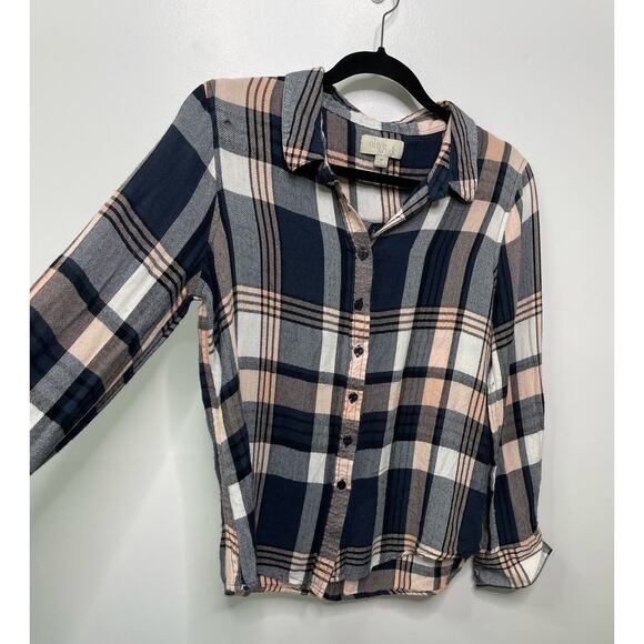 Olive‎ & Oak Plaid Long Sleeve Flannel Button Down Shirt Top Navy Pink Medium - Picture 2 of 8